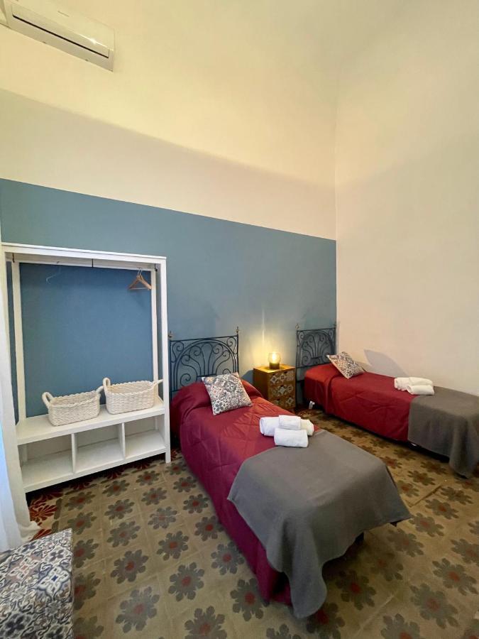 4 Balconi House-Appartamento Salentino Nel Centro Di Лечче Экстерьер фото