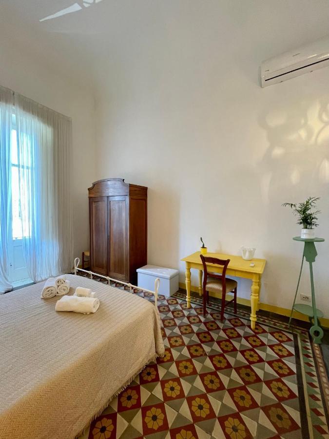 4 Balconi House-Appartamento Salentino Nel Centro Di Лечче Экстерьер фото